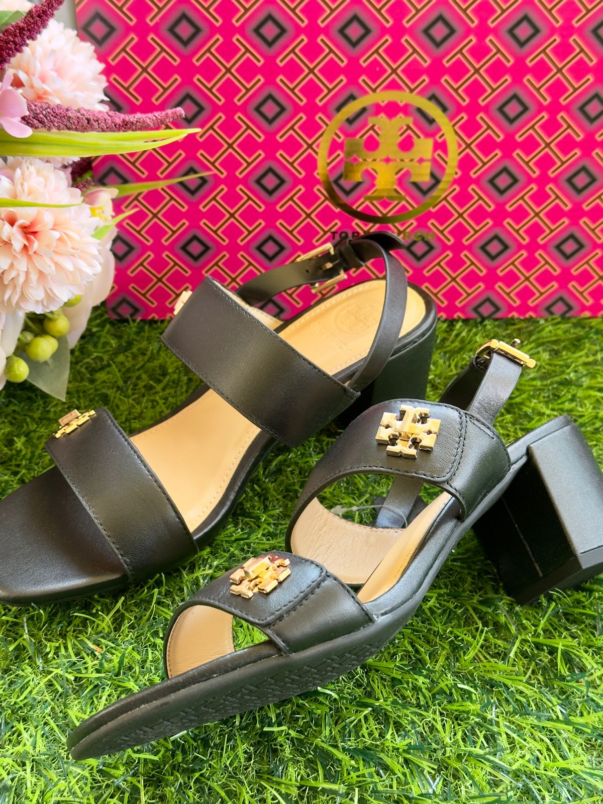 Tory bursh black